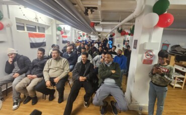 ولم تكن الفعالية مجرد تجمع اجتماعي، بل كانت تجربة إنسانية صادقة اتسمت بالبساطة والعمق؛ حيث ساد الشعور بالثقة، والطمأنينة، والتواصل الحقيقي. دخل المشاركون القاعة كأفراد، وخرجوا وهم يشعرون بأنهم جزء من مجتمع أقوى وأكثر ترابطًا.